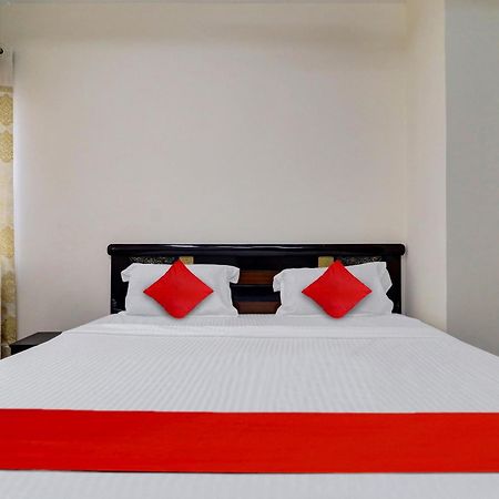 Hotel O Shri Ganesh Near By Himayatnagar,Ashok Nagar,Rtc X Roads ハイデラバード エクステリア 写真